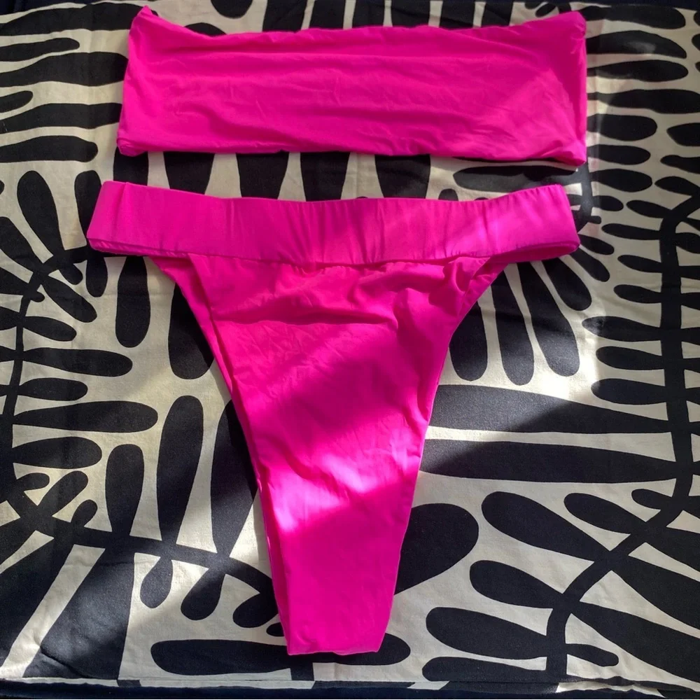 Meshki Vibrant Pink bikini set size M - Picture 1 of 5